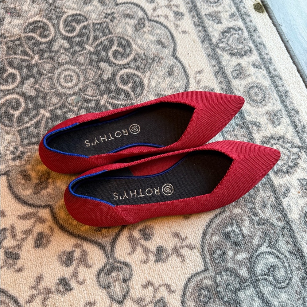 Rothy’s The Point Flats Red Knit Blue Trim Women’s Size 10.5